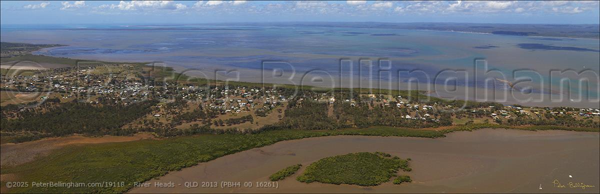 Peter Bellingham Photography River Heads - QLD 2013 (PBH4 00 16261)